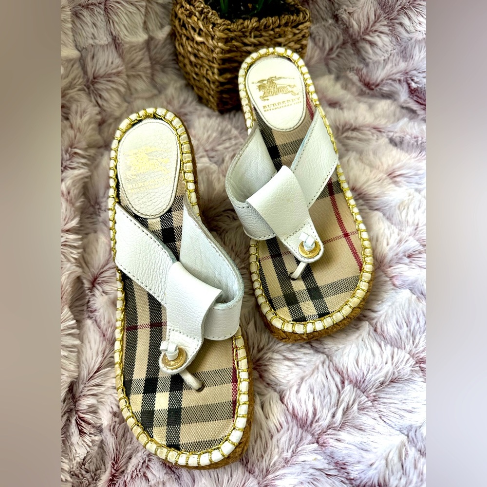 AUTHENTIC BURBERRY WEDGED